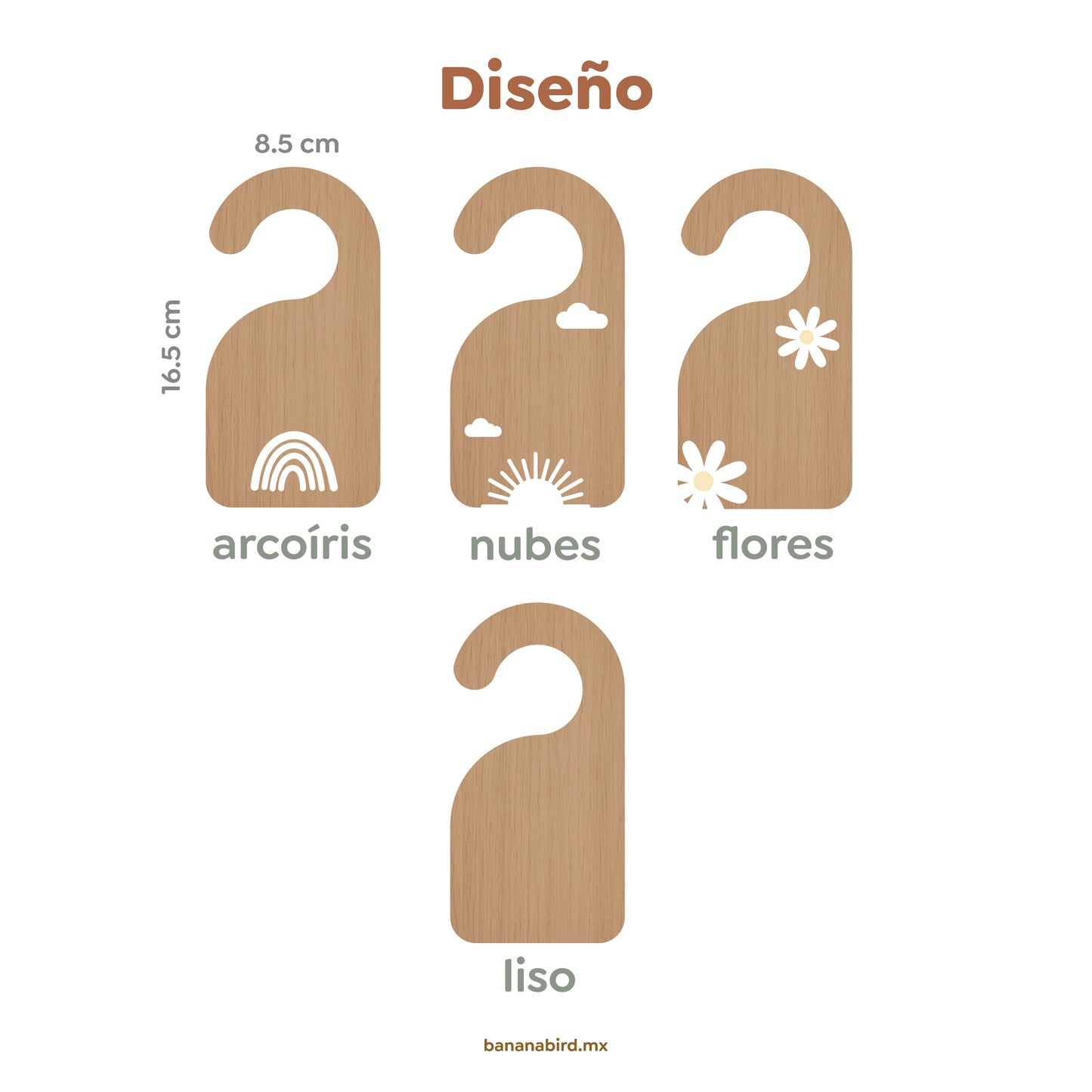 Organizadores de closet en madera para la ropa del bebé