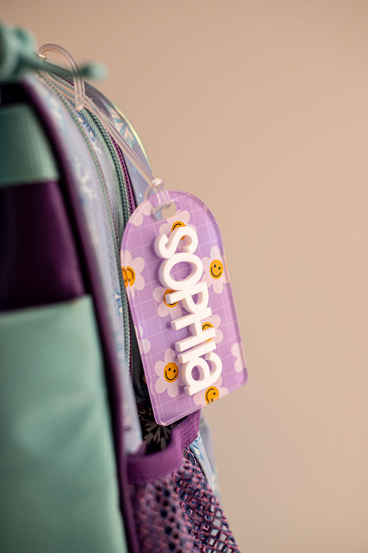 Tag para mochila en Acrílico con Relieve