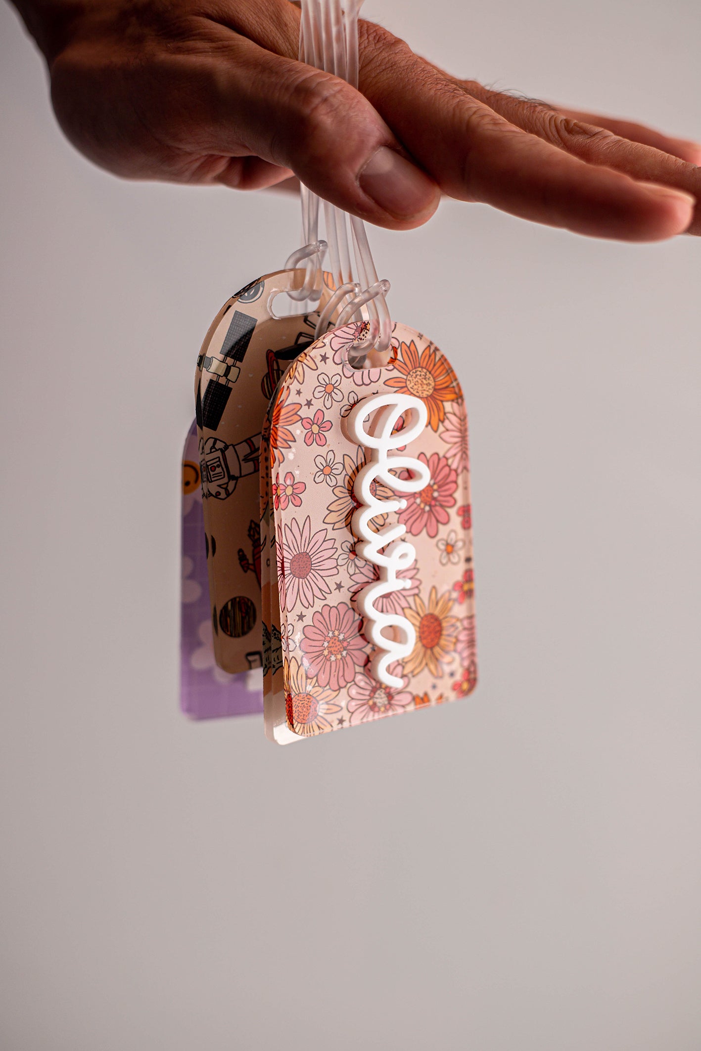 Tag para mochila en Acrílico con Relieve