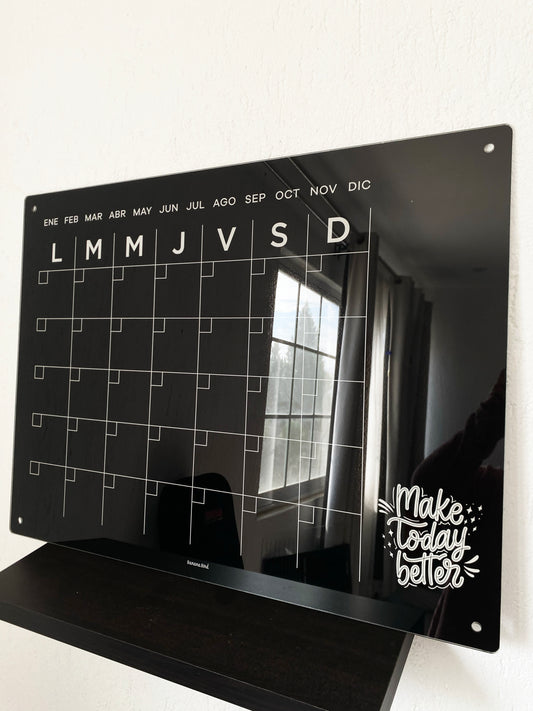Planner MENSUAL con frase 60x80 en acrílico negro para pared (LIQUIDACIÓN)