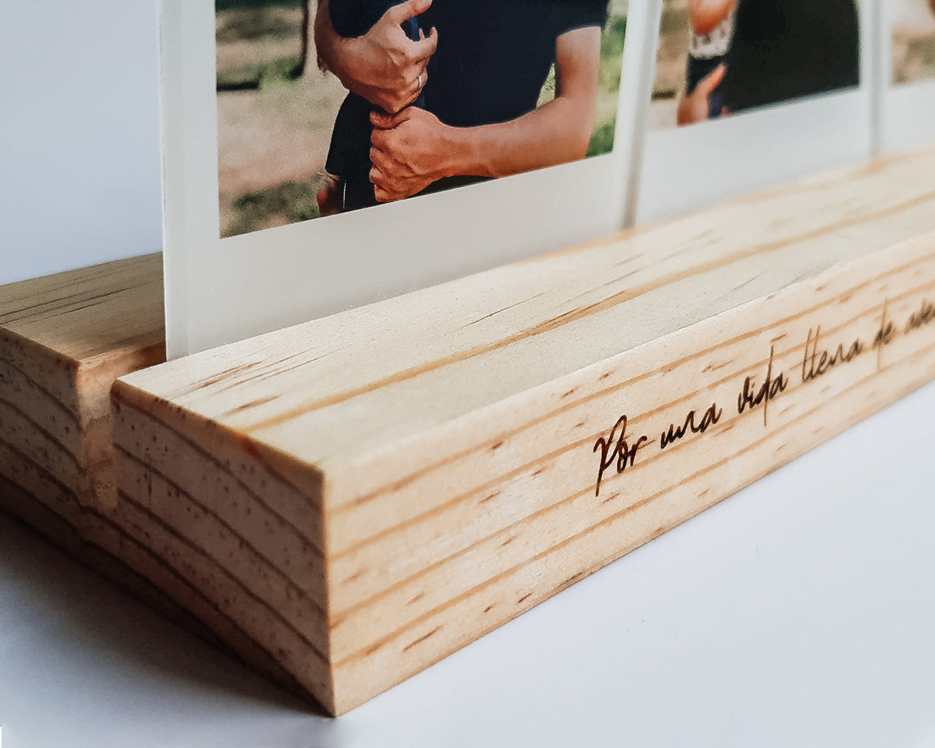 Portaretratos en madera y acrílico